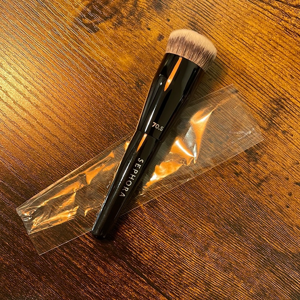 Sephora 70.5 Pro Foundation Brush NEW